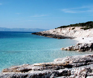 Beach on island Proizd